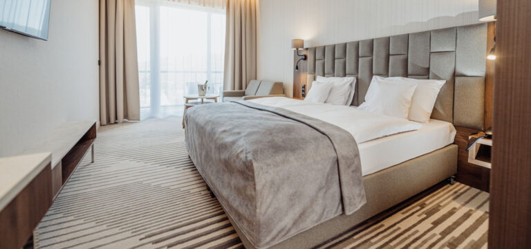 Hotel w górach z basenami